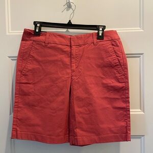 Size 6 J Crew 9” shorts. New with tags. Salmon.